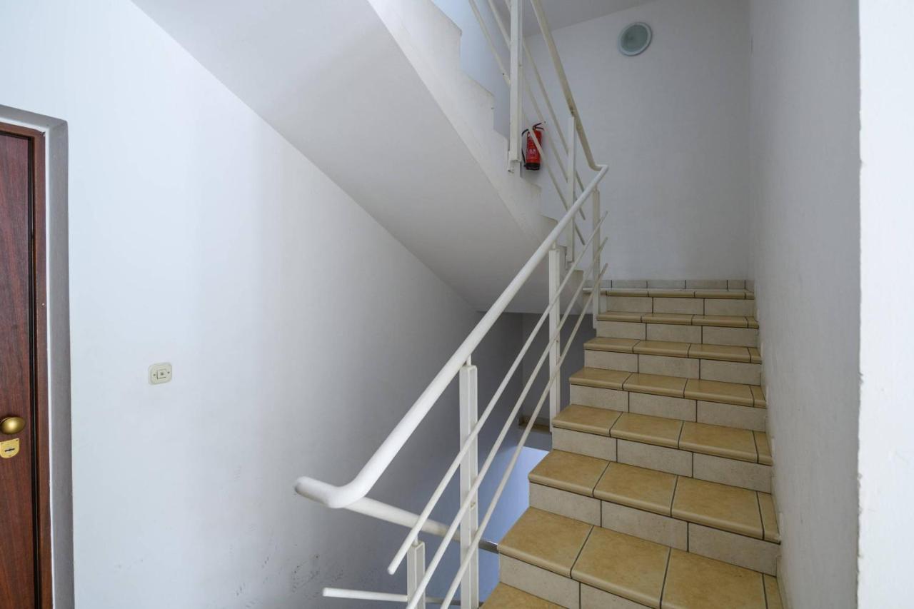Apartment Sea Premantura Esterno foto